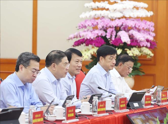 Tổng Bí thư Tô Lâm chủ trì Phiên họp về phát triển khoa học, công nghệ, đổi mới sáng tạo và chuyển đổi số- Ảnh 8. Tổng Bí thư Tô Lâm chủ trì Phiên họp về phát triển khoa học, công nghệ, đổi mới sáng tạo và chuyển đổi số- Ảnh 8.