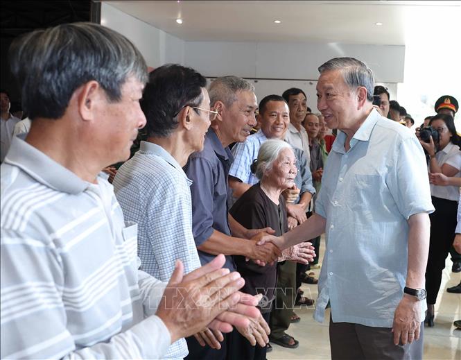 Tổng Bí thư Tô Lâm kiểm tra công tác khắc phục hậu quả bão, lụt tại Thái Nguyên- Ảnh 3. Tổng Bí thư Tô Lâm kiểm tra công tác khắc phục hậu quả bão, lụt tại Thái Nguyên- Ảnh 3.