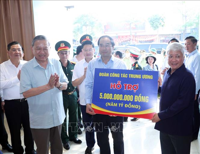 Tổng Bí thư Tô Lâm kiểm tra công tác khắc phục hậu quả bão, lụt tại Thái Nguyên- Ảnh 5. Tổng Bí thư Tô Lâm kiểm tra công tác khắc phục hậu quả bão, lụt tại Thái Nguyên- Ảnh 5.