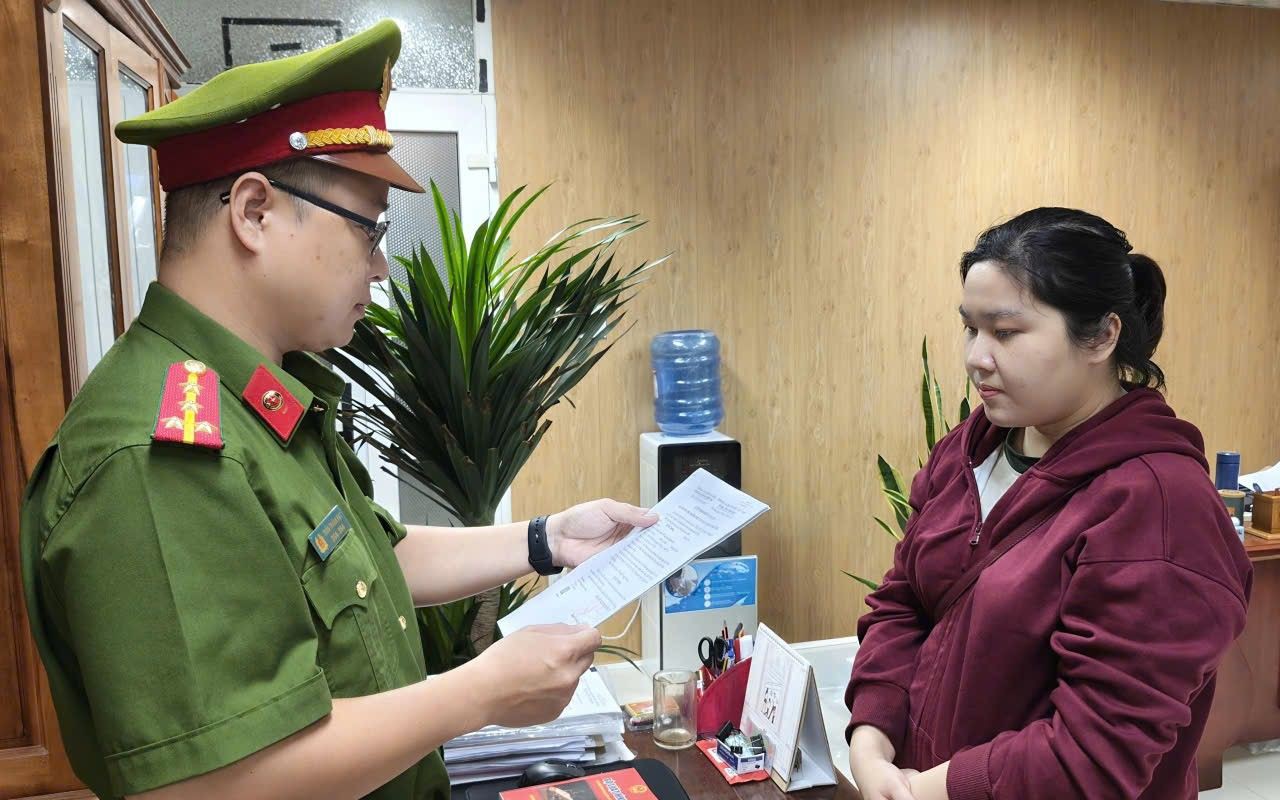 Ghép mặt bạn vào hình ảnh đối tượng lừa đảo để 'trêu chọc', nam thanh niên bị mời làm việc- Ảnh 3.