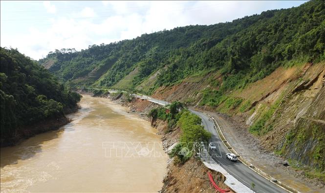 Sạt lở nghiêm trọng trên Quốc lộ 2 (Tuyên Quang)- Ảnh 7.