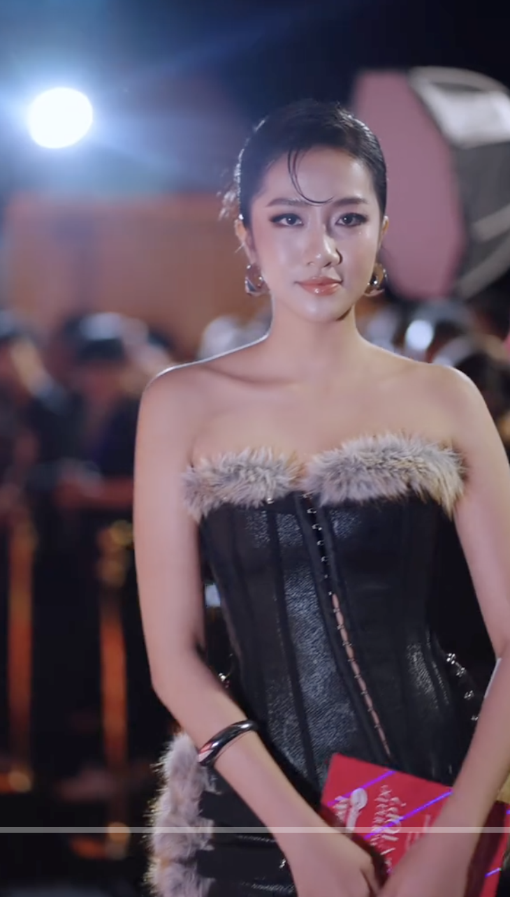 Hà Trúc Linh gây sốt với phong cách cá tính, táo bạo sau 3 tháng đăng quang- Ảnh 1. Hà Trúc Linh gây sốt với phong cách cá tính, táo bạo sau 3 tháng đăng quang- Ảnh 1.