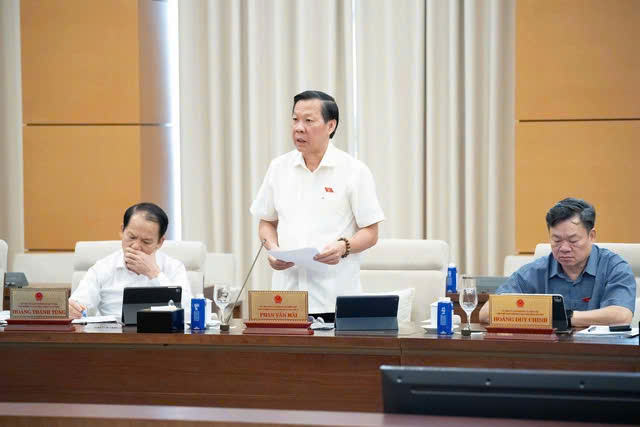 Đề xuất cấm đầu tư kinh doanh thuốc lá điện tử, thuốc lá nung nóng- Ảnh 2. Đề xuất cấm đầu tư kinh doanh thuốc lá điện tử, thuốc lá nung nóng- Ảnh 2.