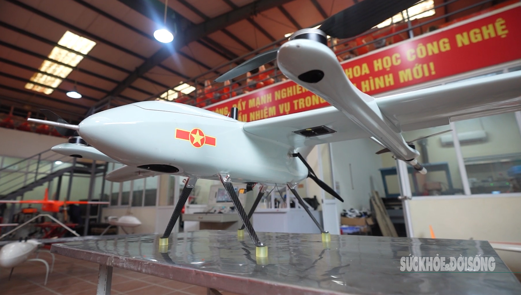 ‘Mắt thần’ RAV-80 bay cao 2.000 m, tác chiến mọi địa hình do người lính chế tạo- Ảnh 1. ‘Mắt thần’ RAV-80 bay cao 2.000 m, tác chiến mọi địa hình do người lính chế tạo- Ảnh 1.