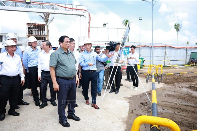 Thủ tướng Phạm Minh Chính kiểm tra, chỉ đạo xử lý các vướng mắc tại Cần Thơ- Ảnh 3. Thủ tướng Phạm Minh Chính kiểm tra, chỉ đạo xử lý các vướng mắc tại Cần Thơ- Ảnh 3.