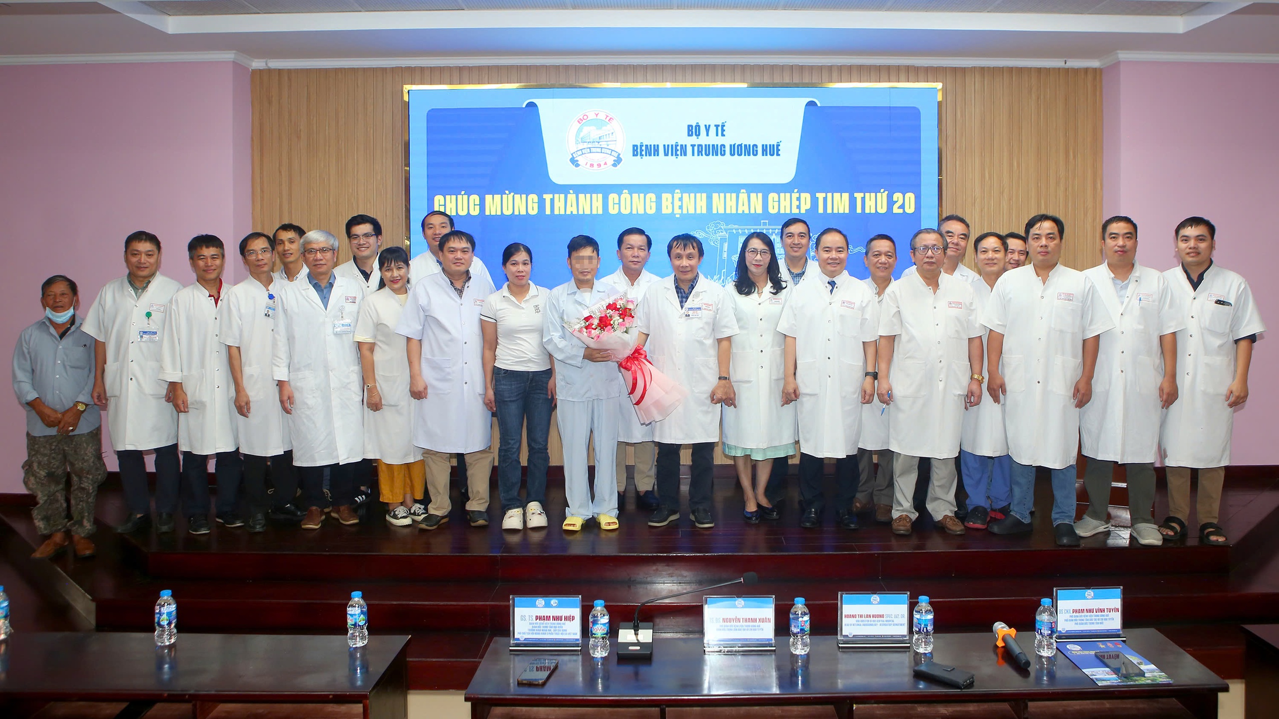 Trái tim hiến tặng vượt hàng trăm cây số hồi sinh cuộc đời người đàn ông suy tim giai đoạn cuối- Ảnh 8.
