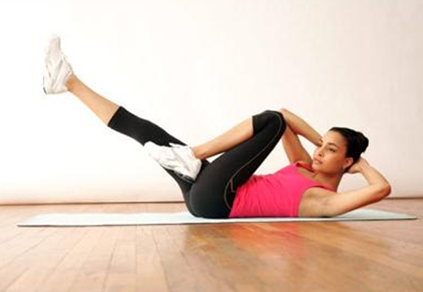 Bài tập giảm mỡ bụng 15 phút mỗi ngày cho người hay ngồi nhiều - Ảnh 3. Bài tập giảm mỡ bụng 15 phút mỗi ngày cho người hay ngồi nhiều - Ảnh 3.