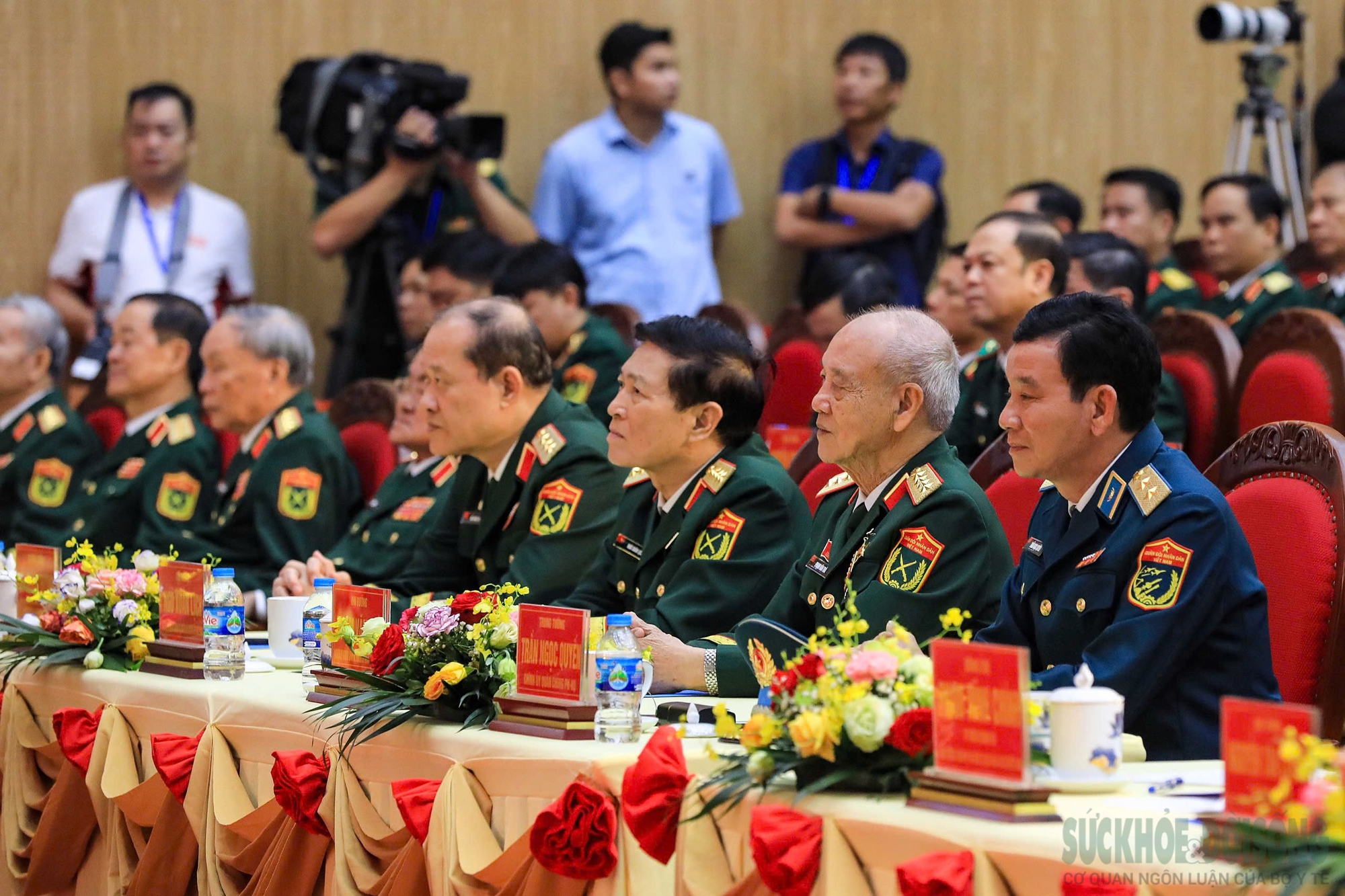 Quân chủng Phòng không – Không quân đón nhận danh hiệu Anh hùng Lực lượng vũ trang Nhân dân- Ảnh 3.