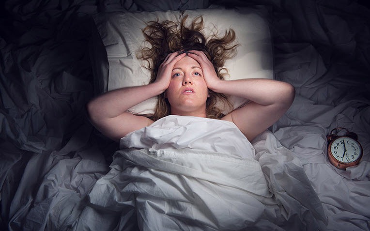 Cách điều trị hiệu quả chứng mất ngủ- Ảnh 1. Mất ngủ, khó ngủ bao lâu thì cần đi khám?