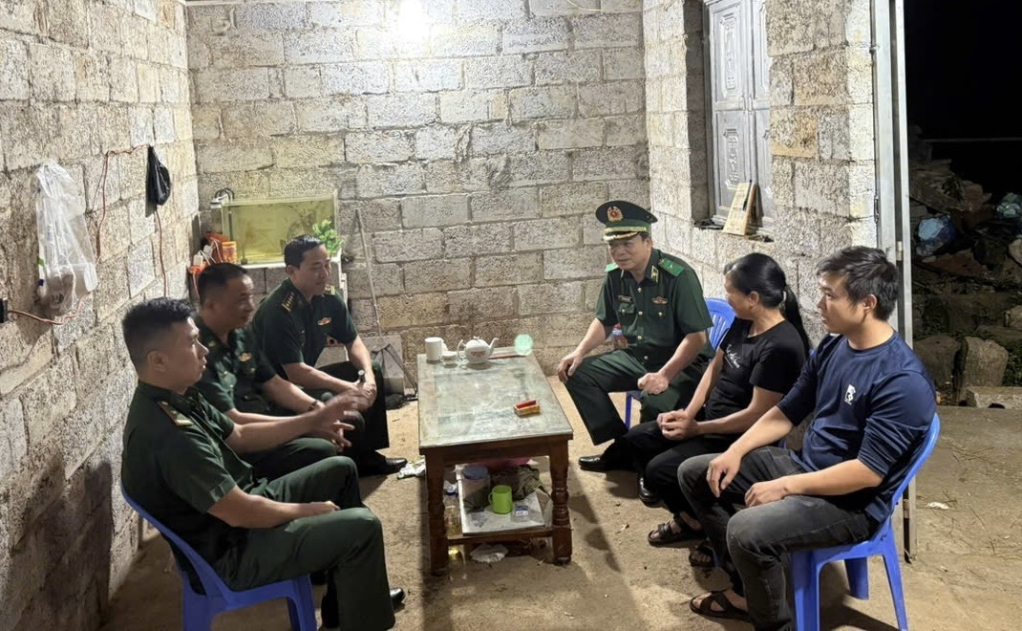 Tăng cường các biện pháp phòng chống buôn lậu thuốc lá ở các tỉnh biên giới phía bắc- Ảnh 1. Tăng cường các biện pháp phòng chống buôn lậu thuốc lá ở các tỉnh biên giới phía bắc- Ảnh 1.