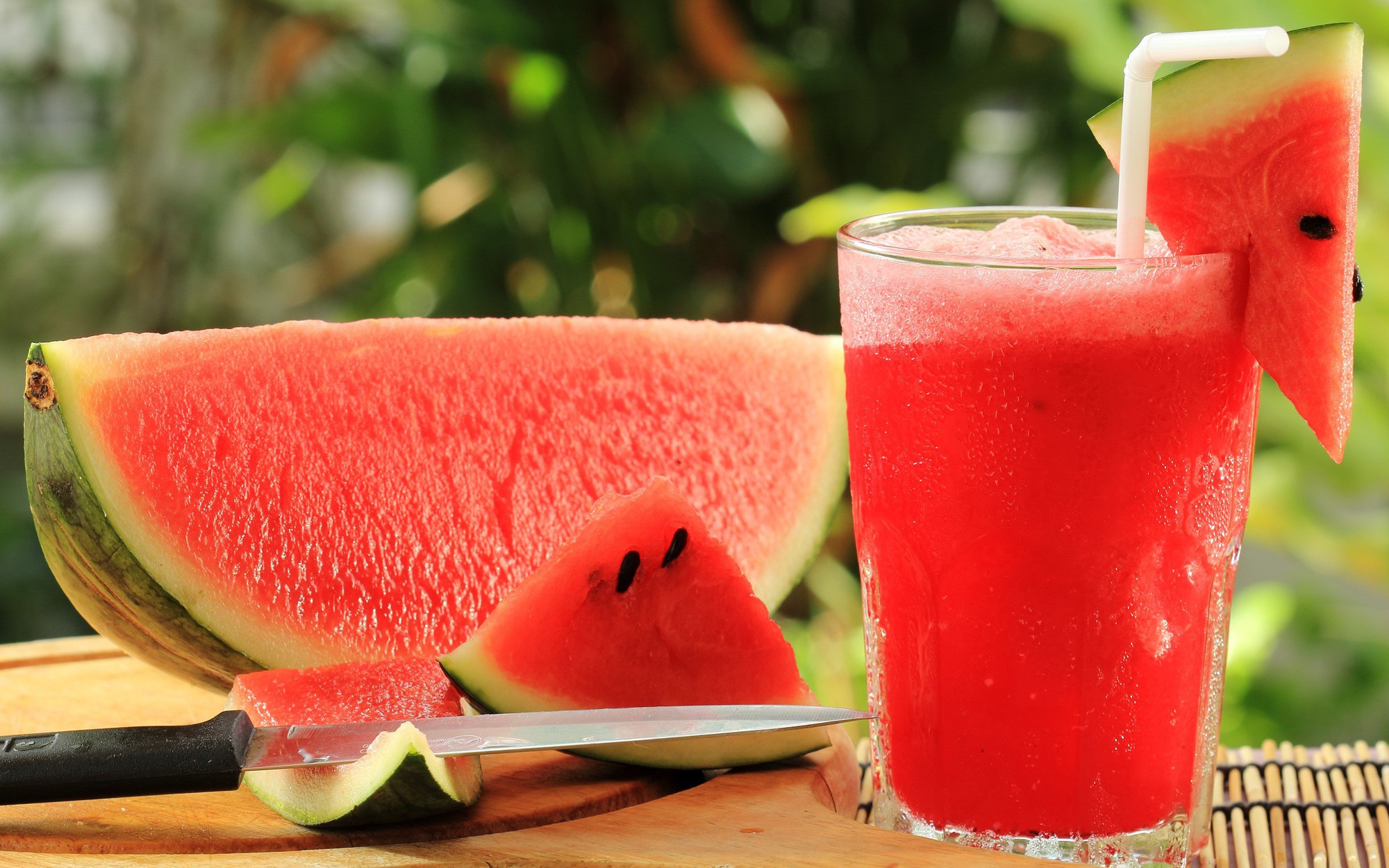 Uống nước ép lựu có giúp hạ huyết áp không?- Ảnh 4. Uống nước ép lựu có giúp hạ huyết áp không?- Ảnh 4.