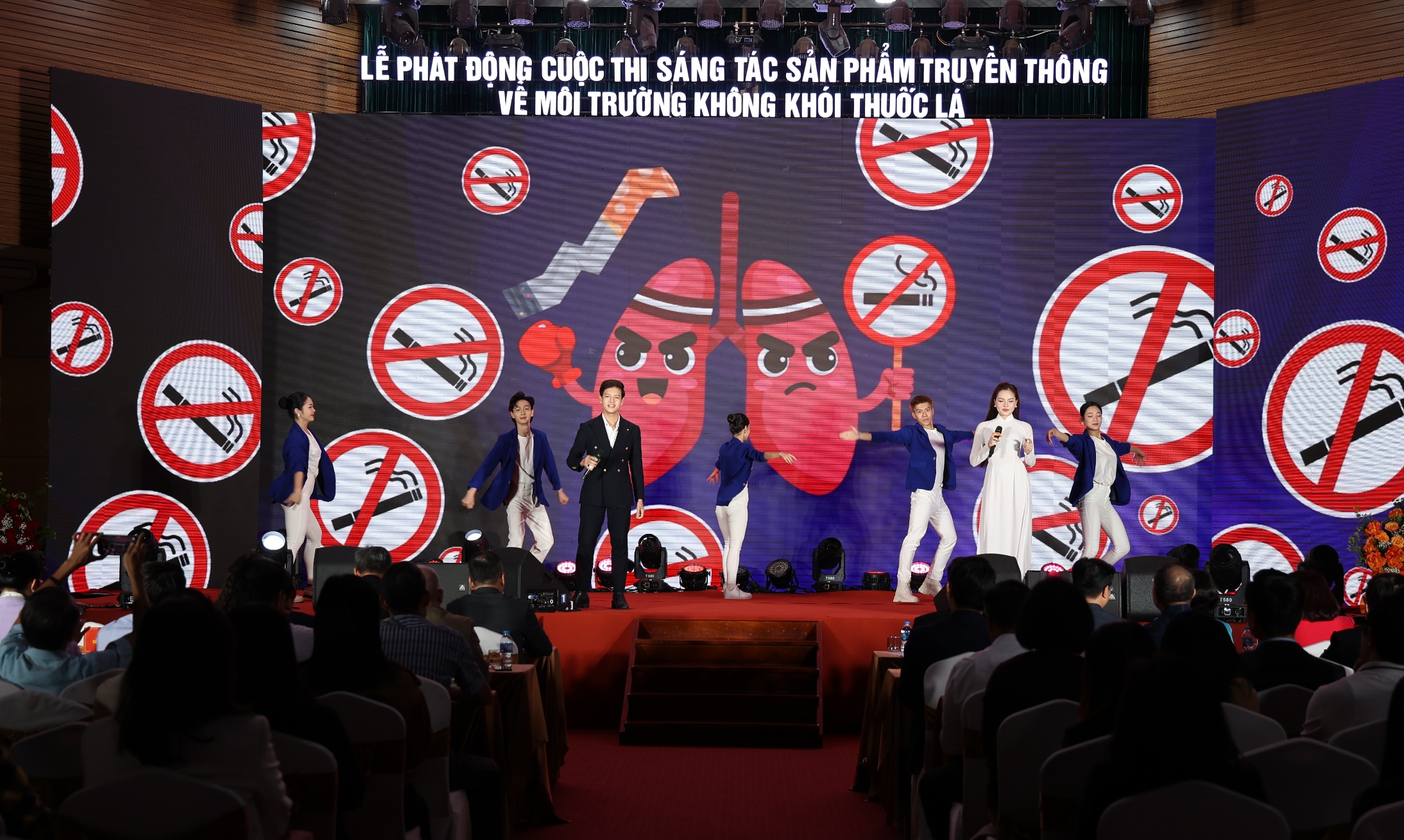 Phát động Cuộc thi "Sáng tác sản phẩm truyền thông về môi trường không khói thuốc lá"- Ảnh 2. Phát động Cuộc thi "Sáng tác sản phẩm truyền thông về môi trường không khói thuốc lá"- Ảnh 2.