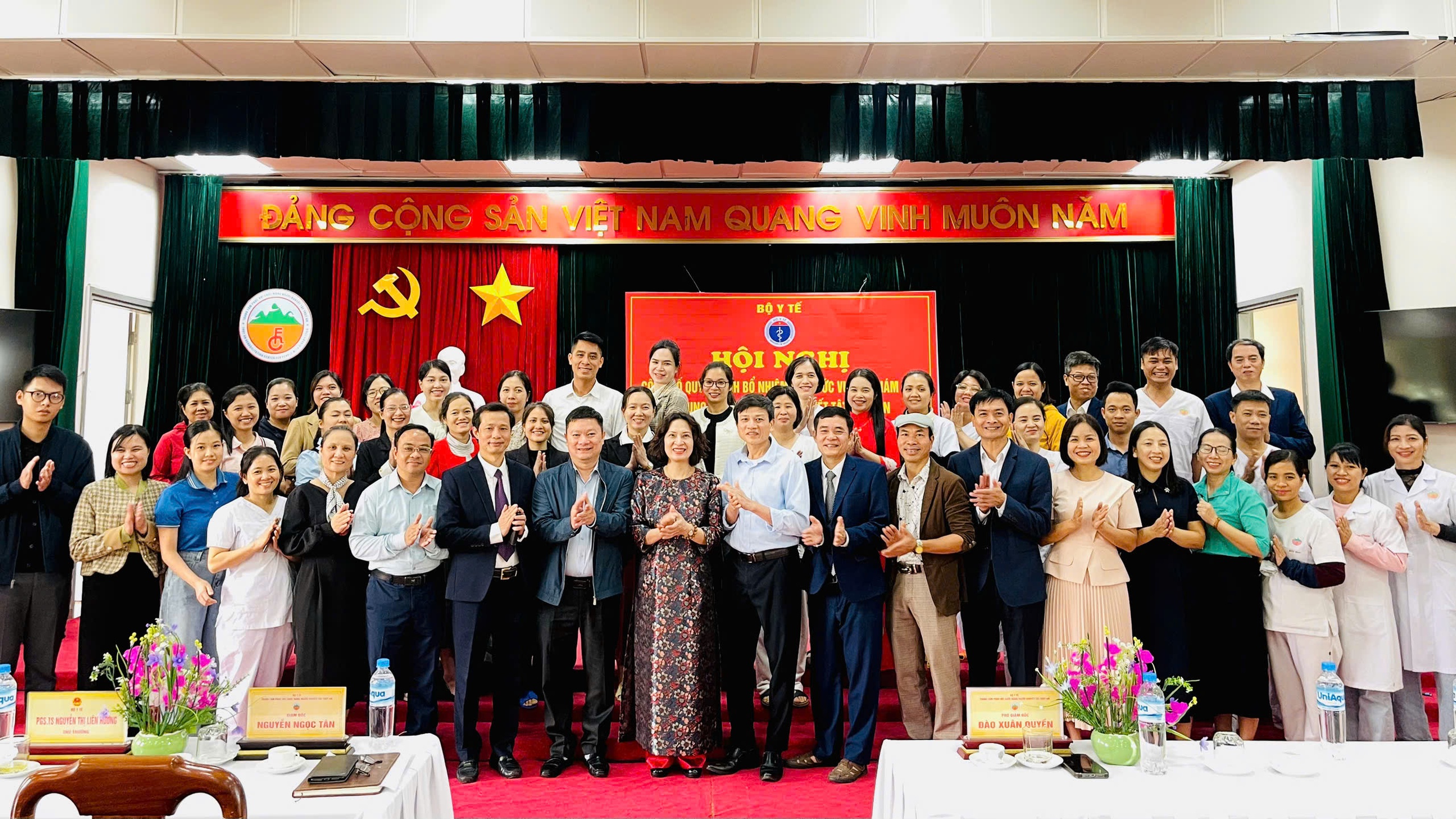 Bộ Y tế bổ nhiệm lại Phó Giám đốc Trung tâm Phục hồi chức năng người khuyết tật Thuỵ An- Ảnh 6. Bộ Y tế bổ nhiệm lại Phó Giám đốc Trung tâm Phục hồi chức năng người khuyết tật Thuỵ An- Ảnh 6.