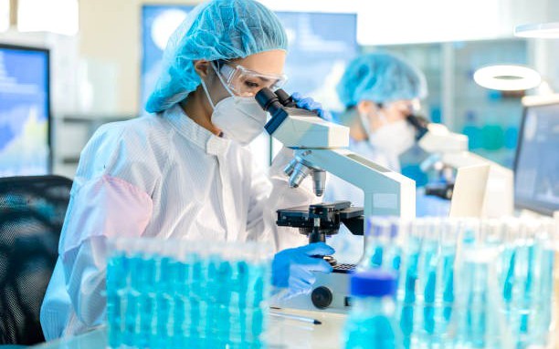 Thêm nhiều trường đại học dự kiến phương án tuyển sinh năm 2026- Ảnh 2. 5 trường đại học Y Dược có chương trình đào tạo đạt chuẩn quốc tế