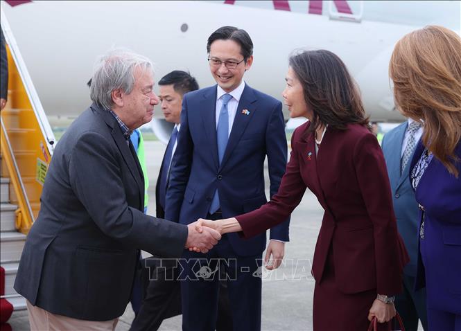 Tổng Thư ký Liên hợp quốc António Guterres bắt đầu thăm chính thức Việt Nam- Ảnh 2. Tổng Thư ký Liên hợp quốc António Guterres bắt đầu thăm chính thức Việt Nam- Ảnh 2.
