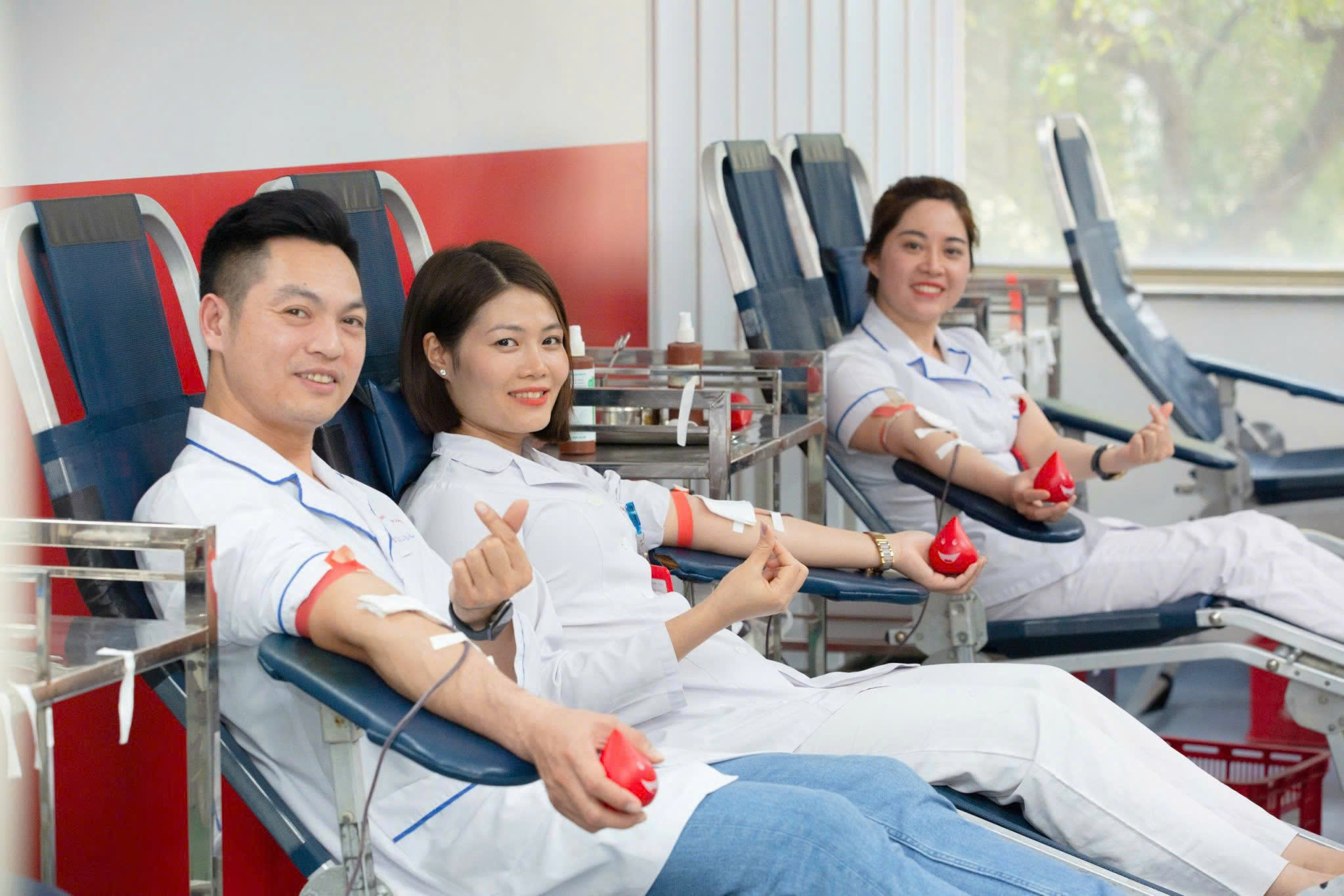 Khơi dậy sức mạnh cộng đồng và tinh thần yêu nước từ phong trào hiến máu tình nguyện- Ảnh 3. Khơi dậy sức mạnh cộng đồng và tinh thần yêu nước từ phong trào hiến máu tình nguyện- Ảnh 3.