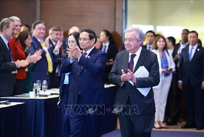 Thủ tướng Phạm Minh Chính và Tổng Thư ký Liên hợp quốc dự Họp báo Lễ mở ký Công ước Hà Nội- Ảnh 4. Thủ tướng Phạm Minh Chính và Tổng Thư ký Liên hợp quốc dự Họp báo Lễ mở ký Công ước Hà Nội- Ảnh 4.