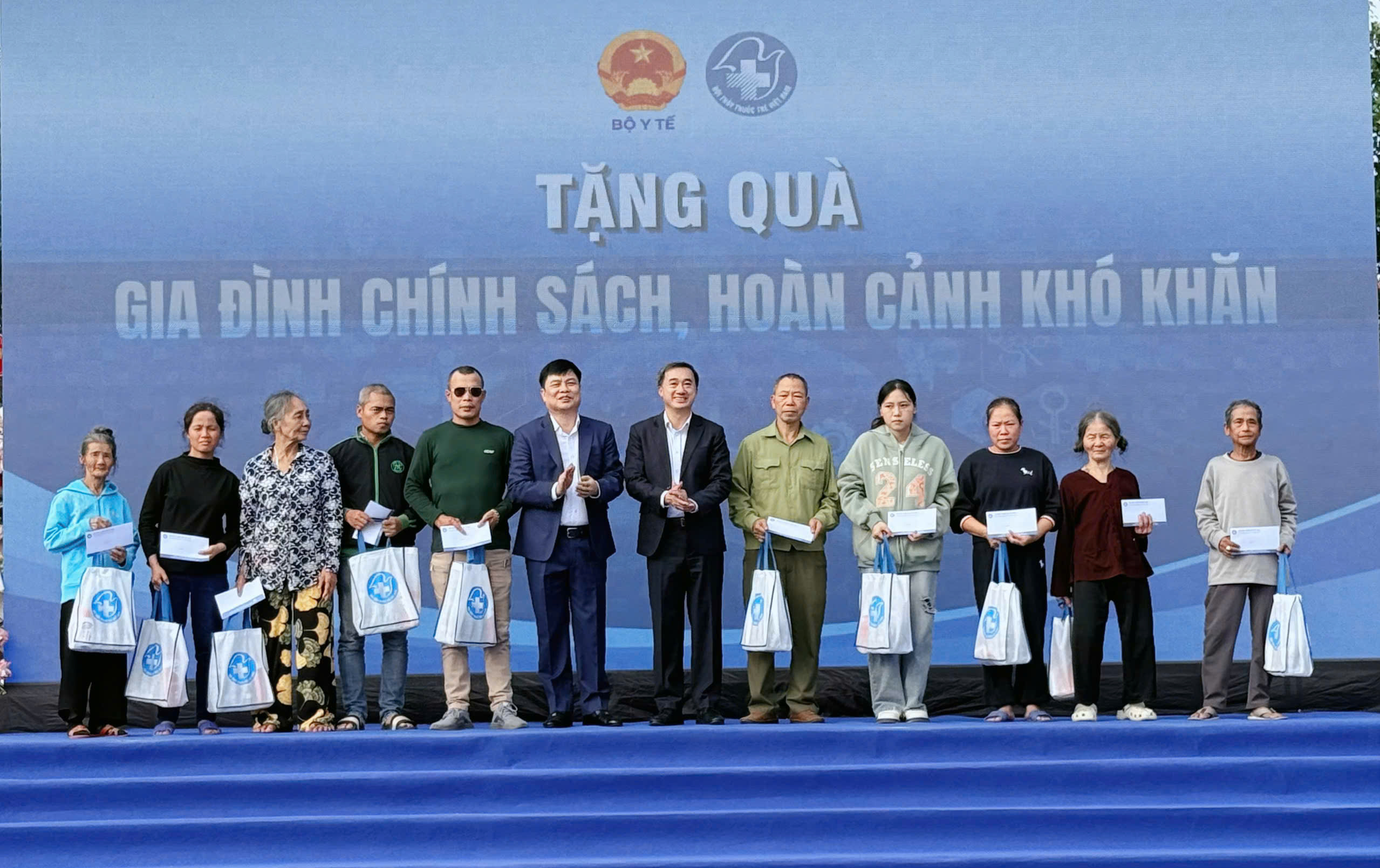 Tiếp cận toàn diện, thông minh là nền tảng để y tế Việt Nam chuyển từ phản ứng sang dự báo- Ảnh 5. Tiếp cận toàn diện, thông minh là nền tảng để y tế Việt Nam chuyển từ phản ứng sang dự báo- Ảnh 5.
