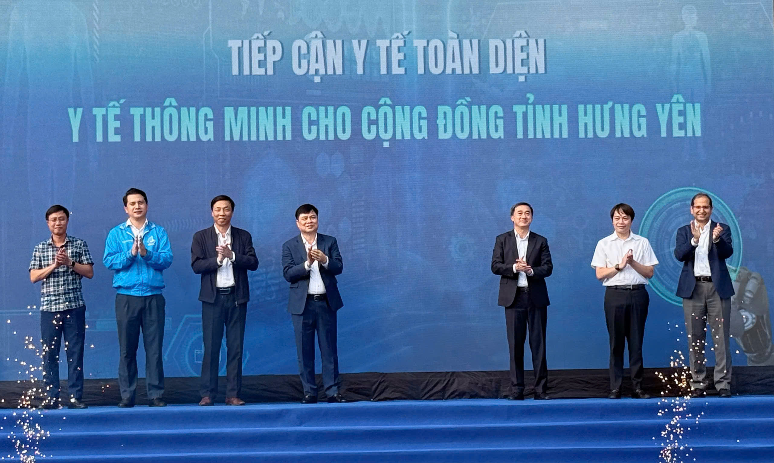 Tiếp cận toàn diện, thông minh là nền tảng để y tế Việt Nam chuyển từ phản ứng sang dự báo- Ảnh 2. Tiếp cận toàn diện, thông minh là nền tảng để y tế Việt Nam chuyển từ phản ứng sang dự báo- Ảnh 2.