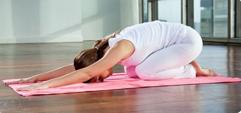 6 tư thế yoga giúp cải thiện tâm trạng cho người sống chung với HIV- Ảnh 4. 6 tư thế yoga giúp cải thiện tâm trạng cho người sống chung với HIV- Ảnh 4.