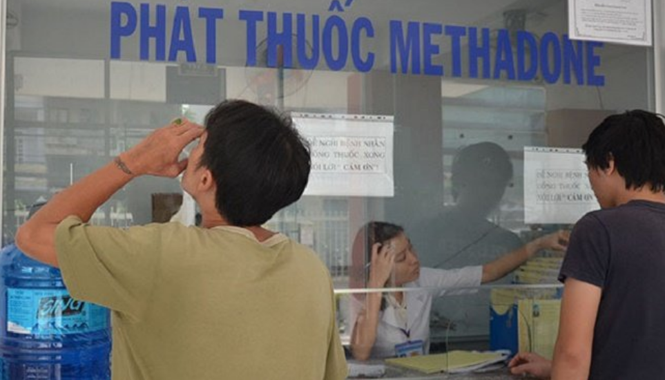 Lai Châu đồng bộ chính sách hỗ trợ người nhiễm HIV/AIDS: Giảm lây nhiễm, bảo vệ quyền lợi người bệnh- Ảnh 1. Lai Châu đồng bộ chính sách hỗ trợ người nhiễm HIV/AIDS: Giảm lây nhiễm, bảo vệ quyền lợi người bệnh- Ảnh 1.