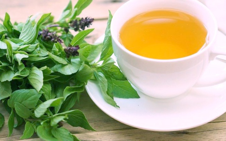 8 lợi ích sức khỏe nổi bật từ trà húng quế