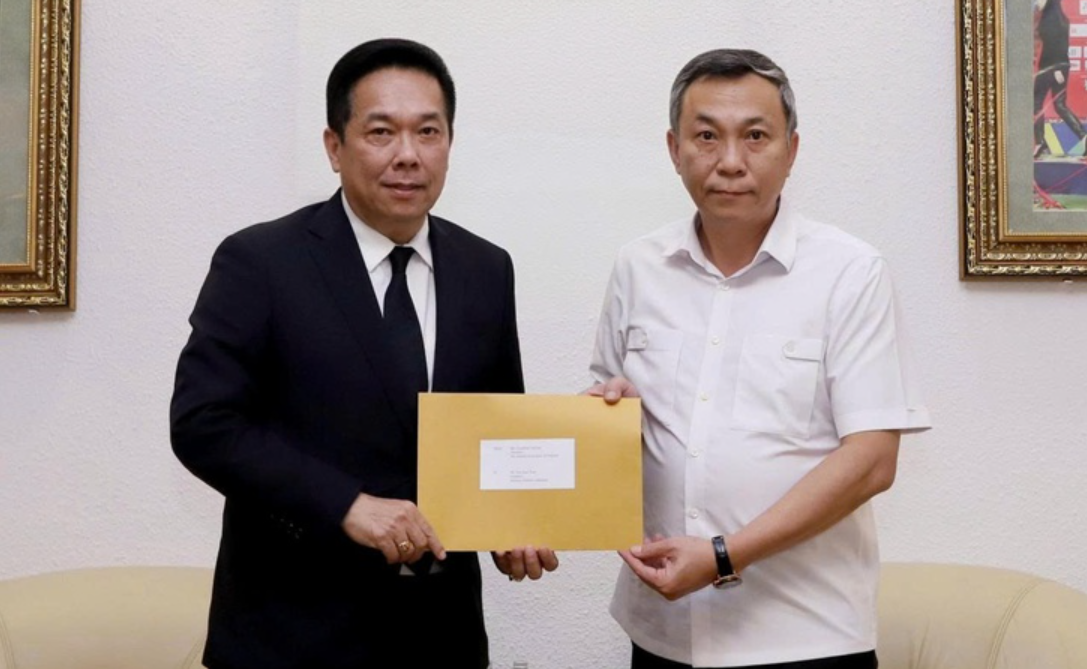 Đại diện Liên đoàn Bóng đá Thái Lan giải trình về sự cố hiển thị sai Quốc kỳ Việt Nam- Ảnh 1.