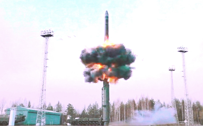 Tên lửa xuyên lục địa của Nga phát nổ chỉ vài giây sau khi rời bệ phóng?- Ảnh 1. Tên lửa xuyên lục địa của Nga phát nổ chỉ vài giây sau khi rời bệ phóng?- Ảnh 1.