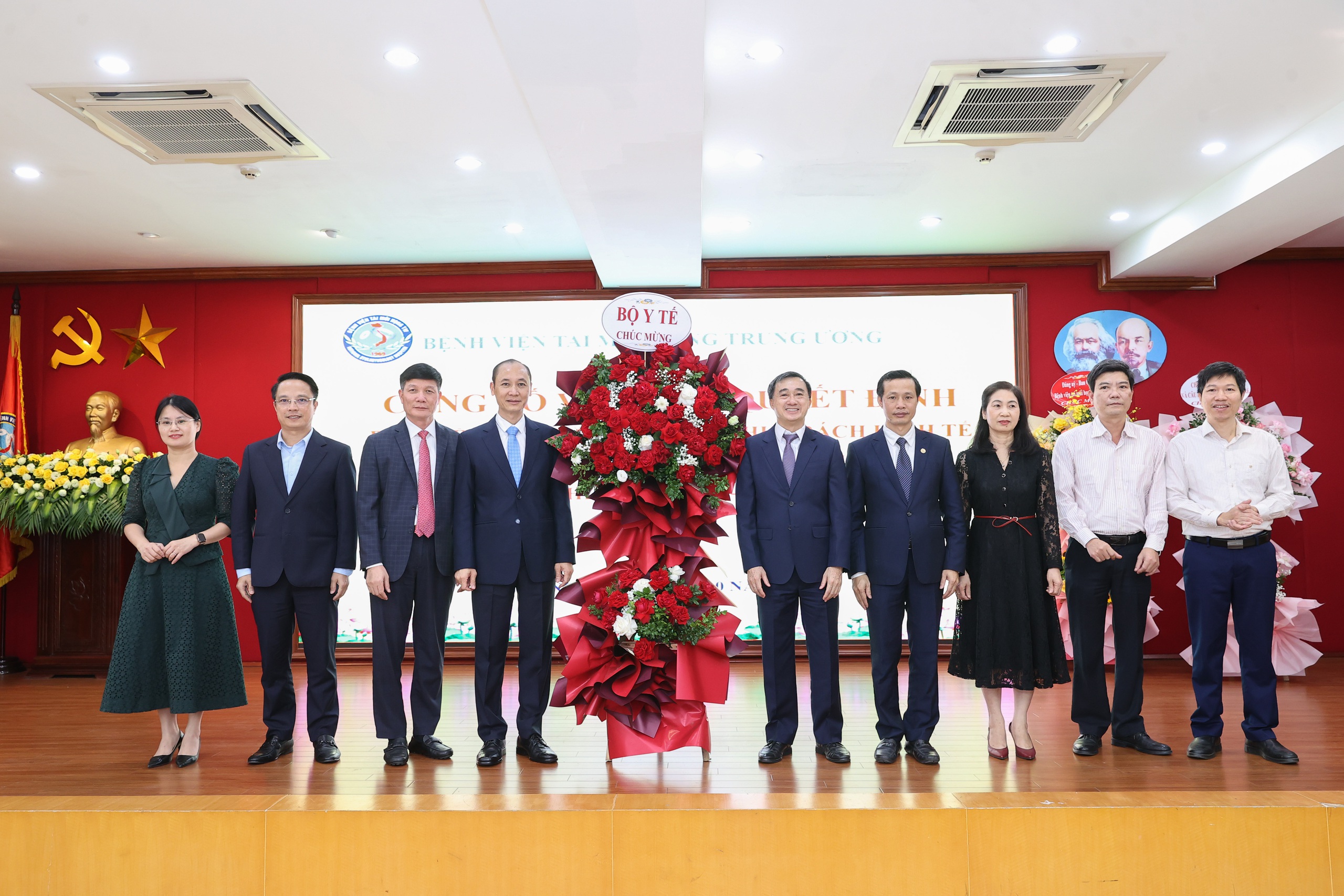 Bộ Y tế bổ nhiệm lại Phó Giám đốc phụ trách kinh tế Bệnh viện Tai Mũi Họng Trung ương- Ảnh 3.