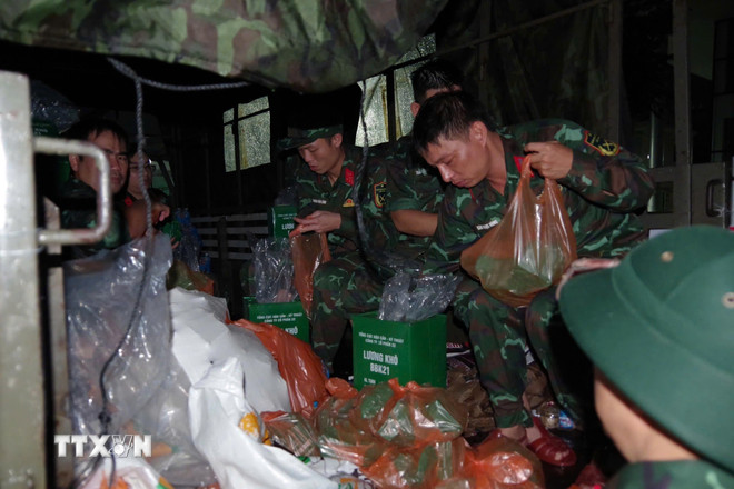 Thường trực Ban Bí thư: Không để người dân bị thiếu thốn, cô lập trong thiên tai- Ảnh 1.