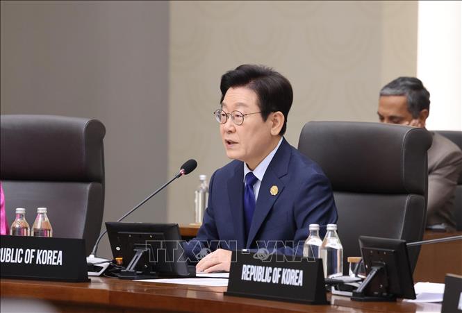 Chủ tịch nước Lương Cường đề xuất ba trọng tâm mà APEC cần tập trung- Ảnh 2. Chủ tịch nước Lương Cường đề xuất ba trọng tâm mà APEC cần tập trung- Ảnh 2.