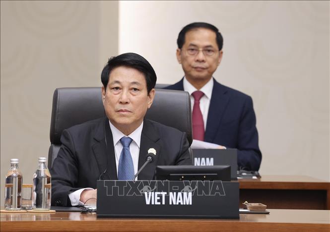 Chủ tịch nước Lương Cường dự Hội nghị Cấp cao APEC lần thứ 32- Ảnh 3. Chủ tịch nước Lương Cường dự Hội nghị Cấp cao APEC lần thứ 32- Ảnh 3.