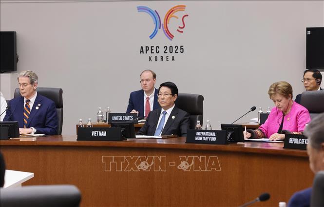 Chủ tịch nước Lương Cường dự Hội nghị Cấp cao APEC lần thứ 32- Ảnh 2. Chủ tịch nước Lương Cường dự Hội nghị Cấp cao APEC lần thứ 32- Ảnh 2.