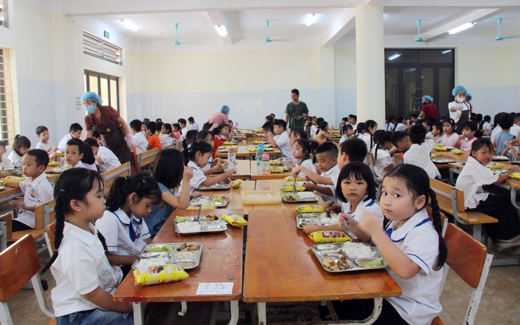 WHO vào cuộc chuẩn hóa bữa ăn học đường- Ảnh 3.
