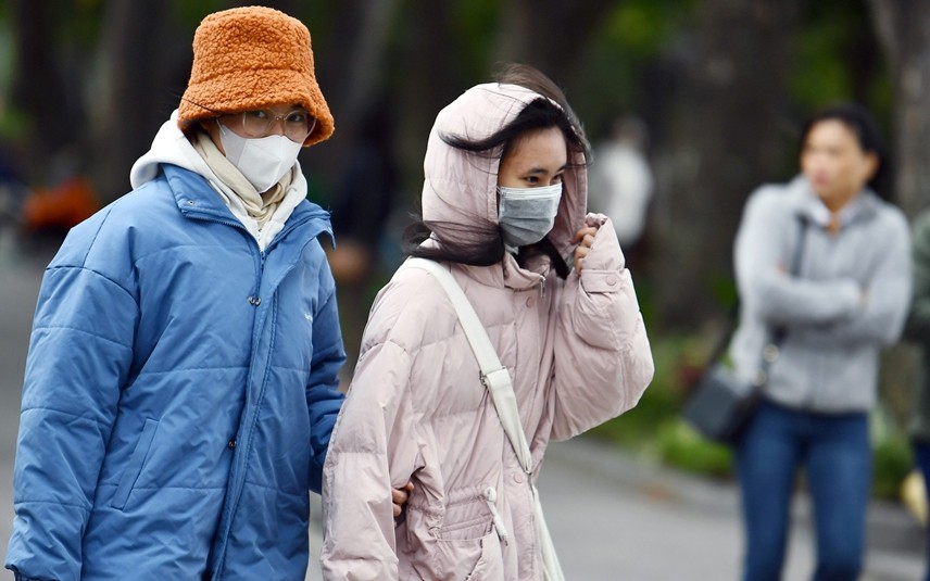 Không khí lạnh tăng cường dồn dập xuống miền Bắc- Ảnh 1. Không khí lạnh liên tiếp bổ sung xuống miền Bắc