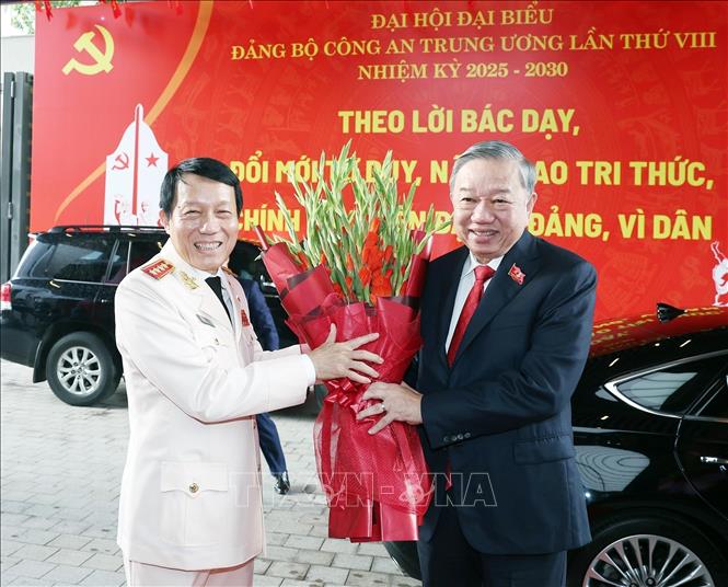 Khai mạc Đại hội đại biểu Đảng bộ Công an Trung ương lần thứ VIII- Ảnh 1.