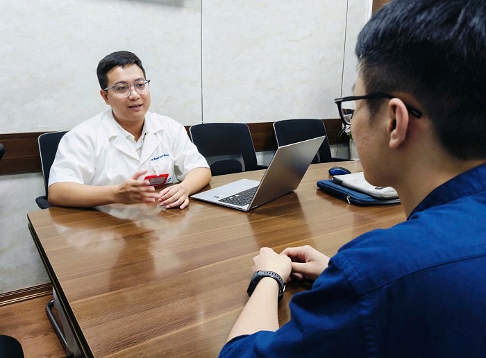 Thanh niên 20 tuổi thoát nguy cơ cắt tinh hoàn nhờ quyết định kịp thời của gia đình- Ảnh 2.