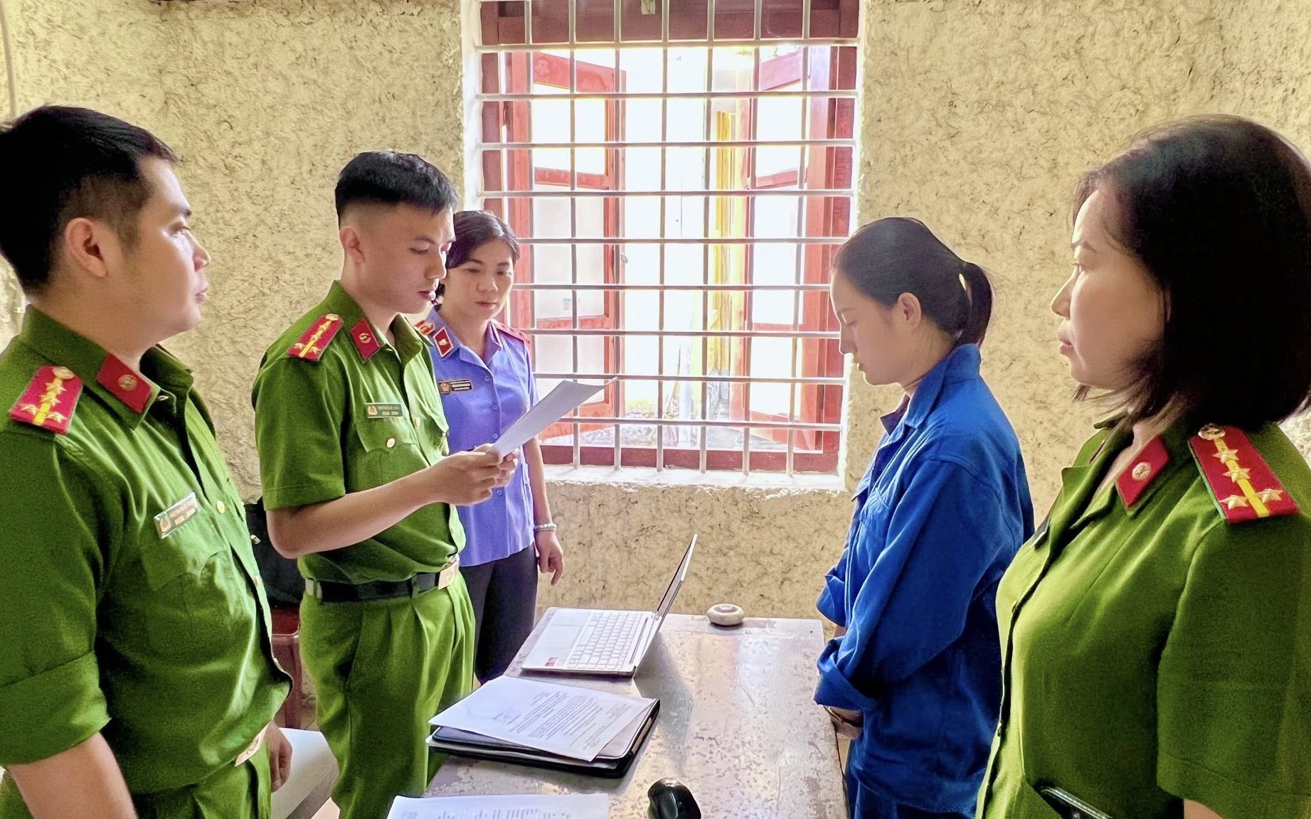 Bắt tạm giam diễn viên Trương Ngọc Ánh- Ảnh 4. Bắt tạm giam diễn viên Trương Ngọc Ánh- Ảnh 4.