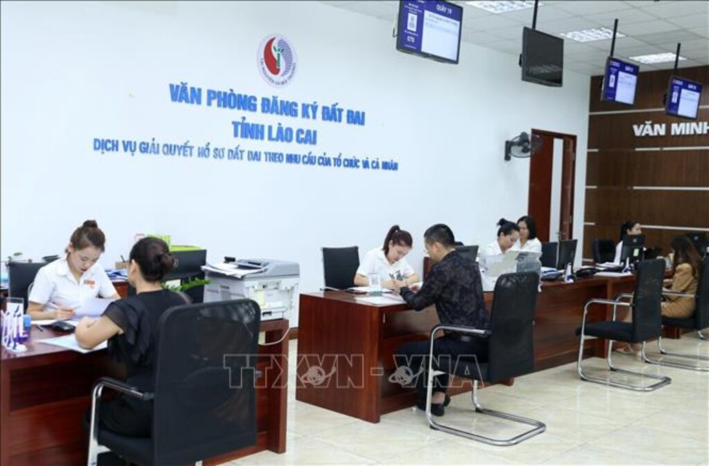 Công điện của Thủ tướng về cắt giảm, đơn giản hóa thủ tục hành chính- Ảnh 1.