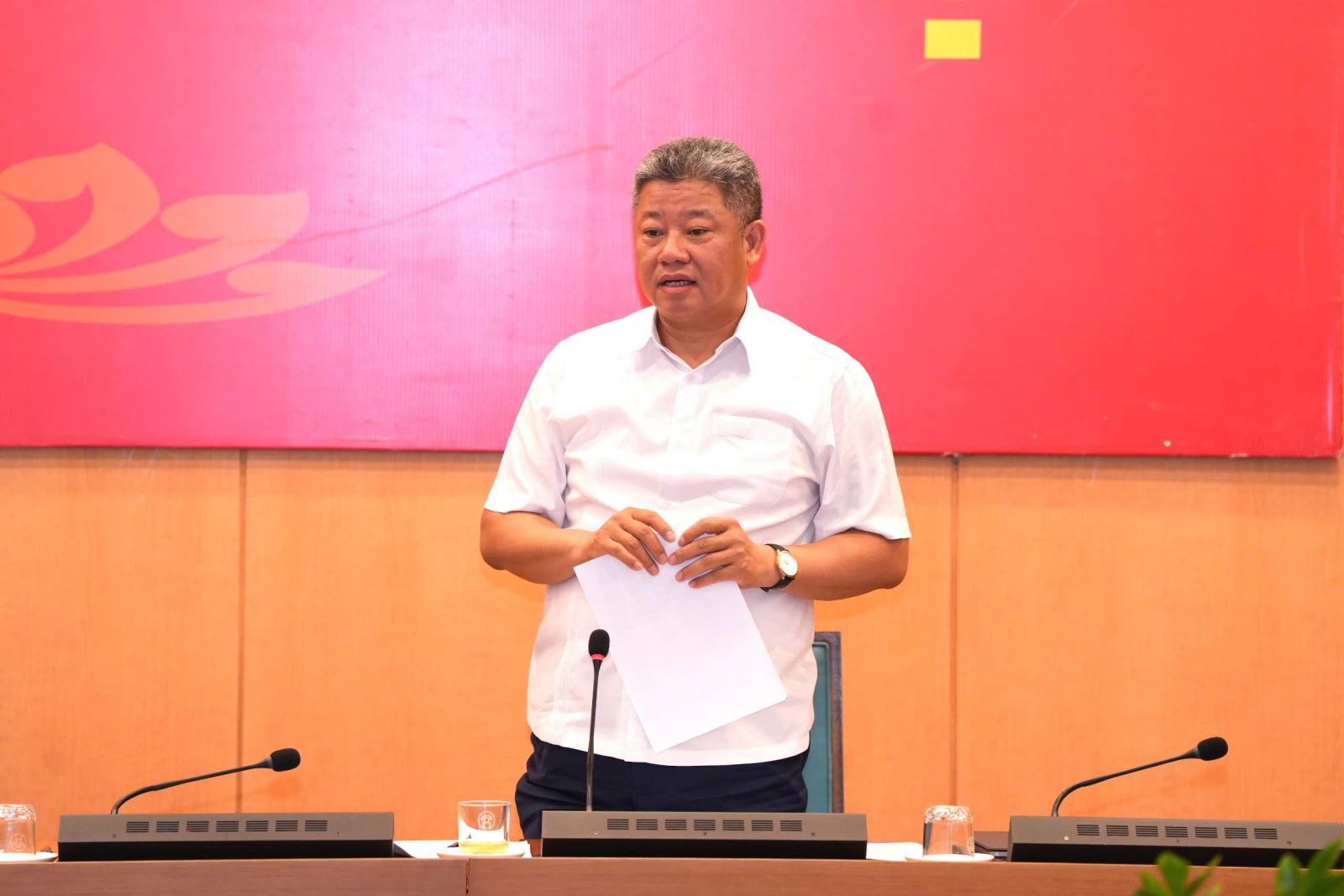 Chủ tịch UBND Hà Nội: Ứng phó với mưa bão cần tránh xáo trộn cuộc sống nhân dân- Ảnh 2.