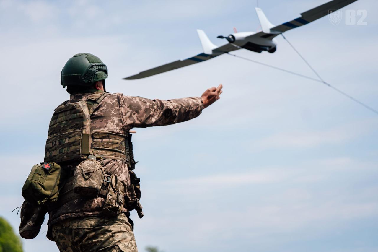 UAV Ukraine lần đầu tiên tấn công sâu tới 2000km vào lãnh thổ Liên bang Nga- Ảnh 1.