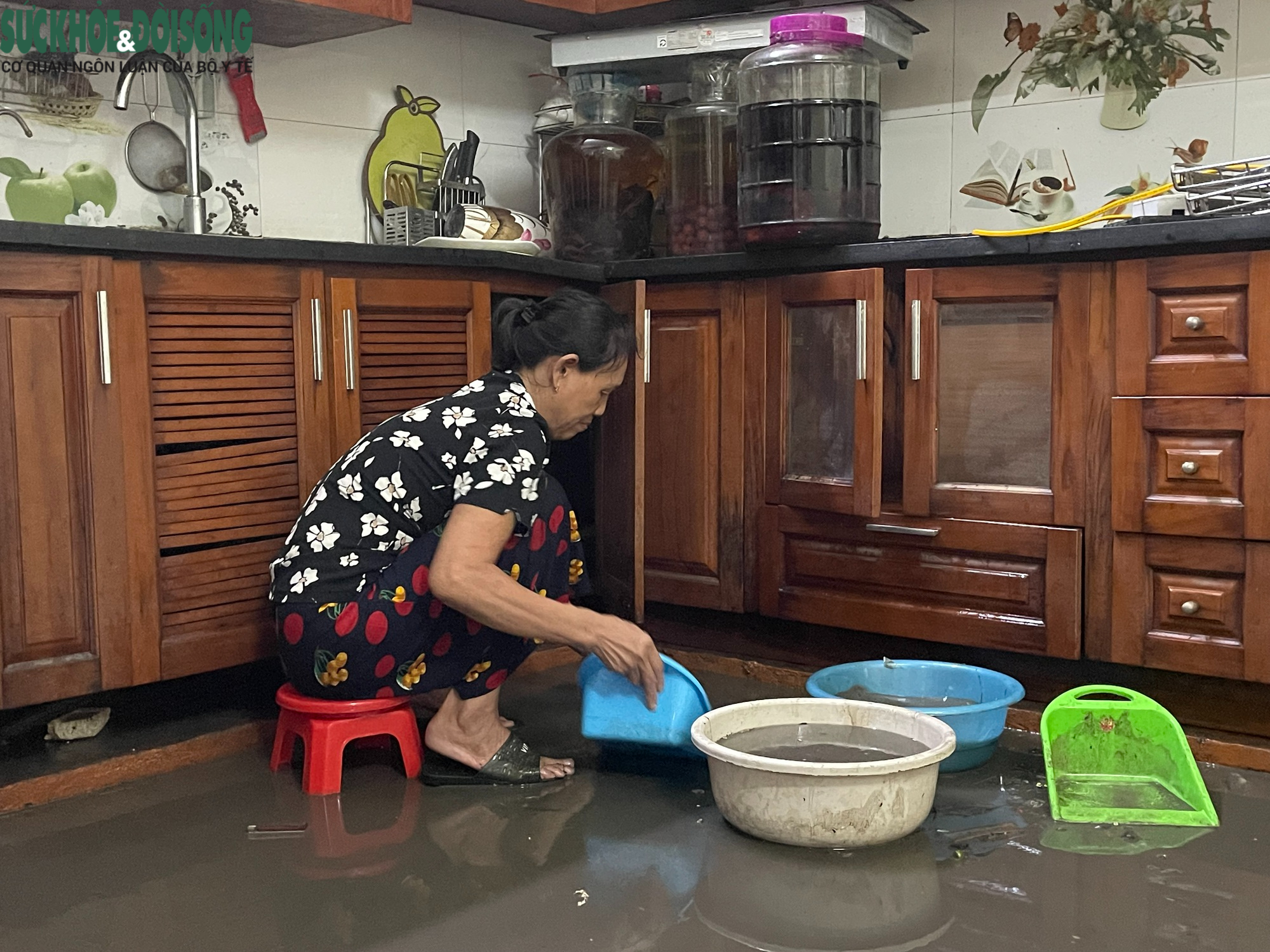 Hà Nội: Sau một tuần ngập lụt, phố Miêu Nha dần trở lại nhịp sống thường ngày- Ảnh 3.