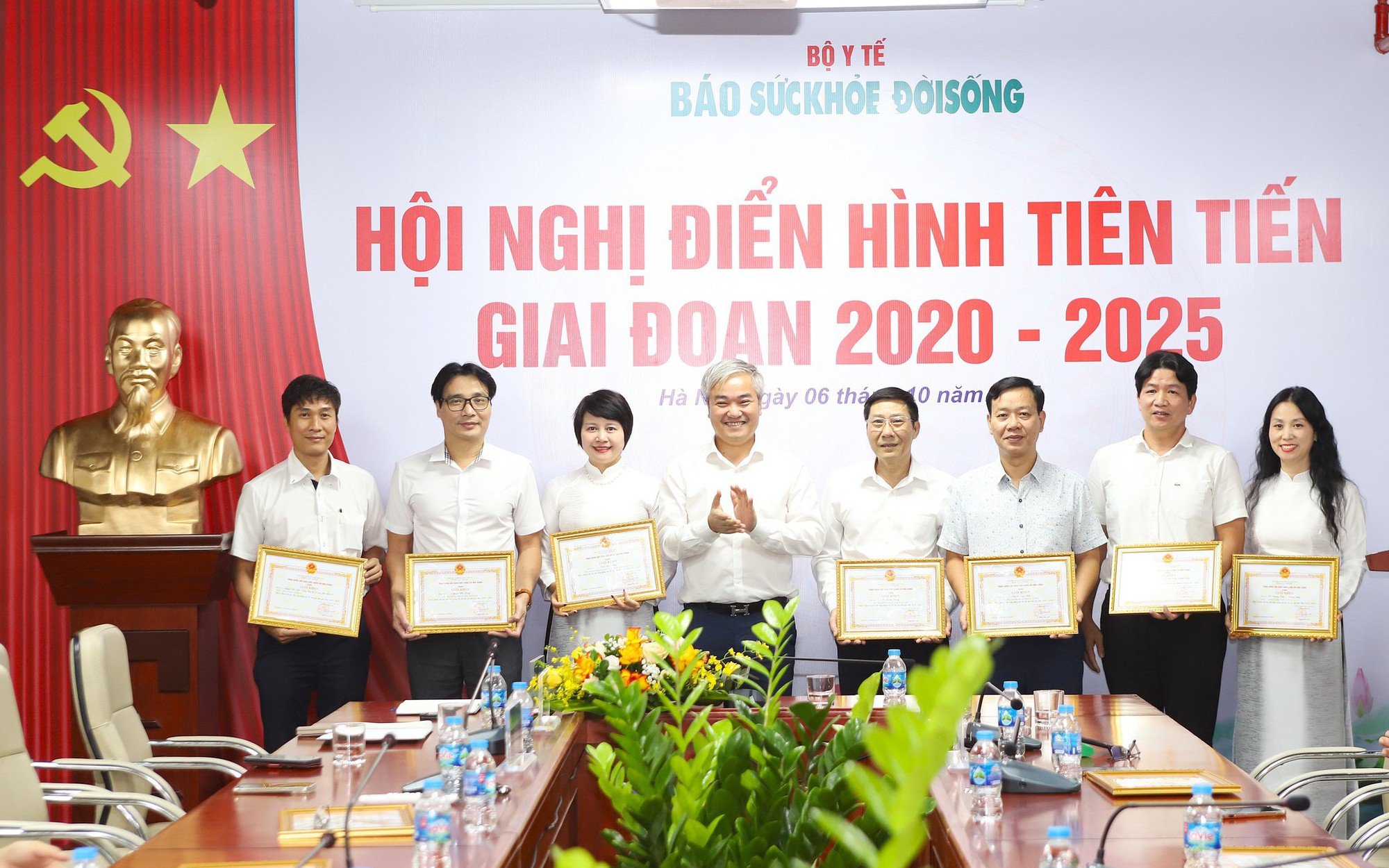 Báo Sức khỏe và Đời sống tổ chức thành công Hội nghị điển hình tiên tiến giai đoạn 2020–2025