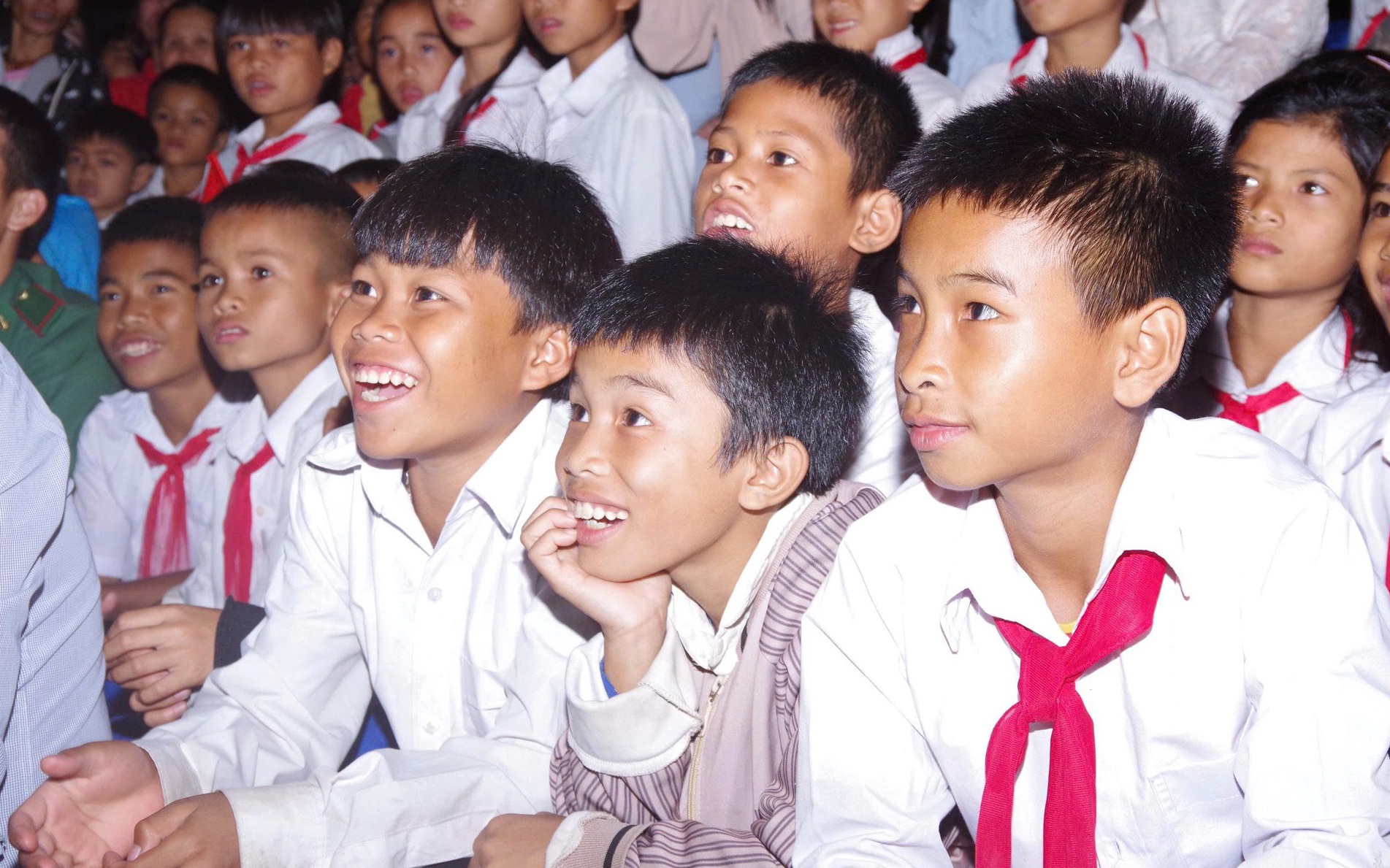 Trung thu ý nghĩa của trẻ em biên giới, hải đảo