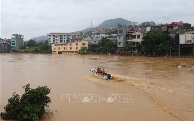 Lũ trên sông Cầu cao hơn đỉnh lũ lịch sử 1m, nhiều khu vực ngập diện rộng- Ảnh 1.