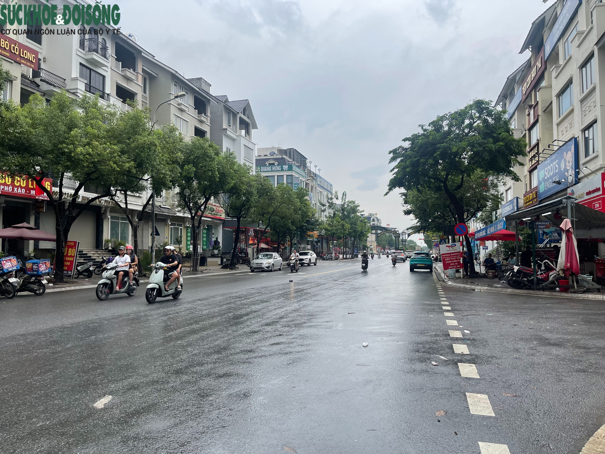 Hà Nội: Hình ảnh lạ thường tại 'ốc đảo An Khánh' sau mưa lớn- Ảnh 4.