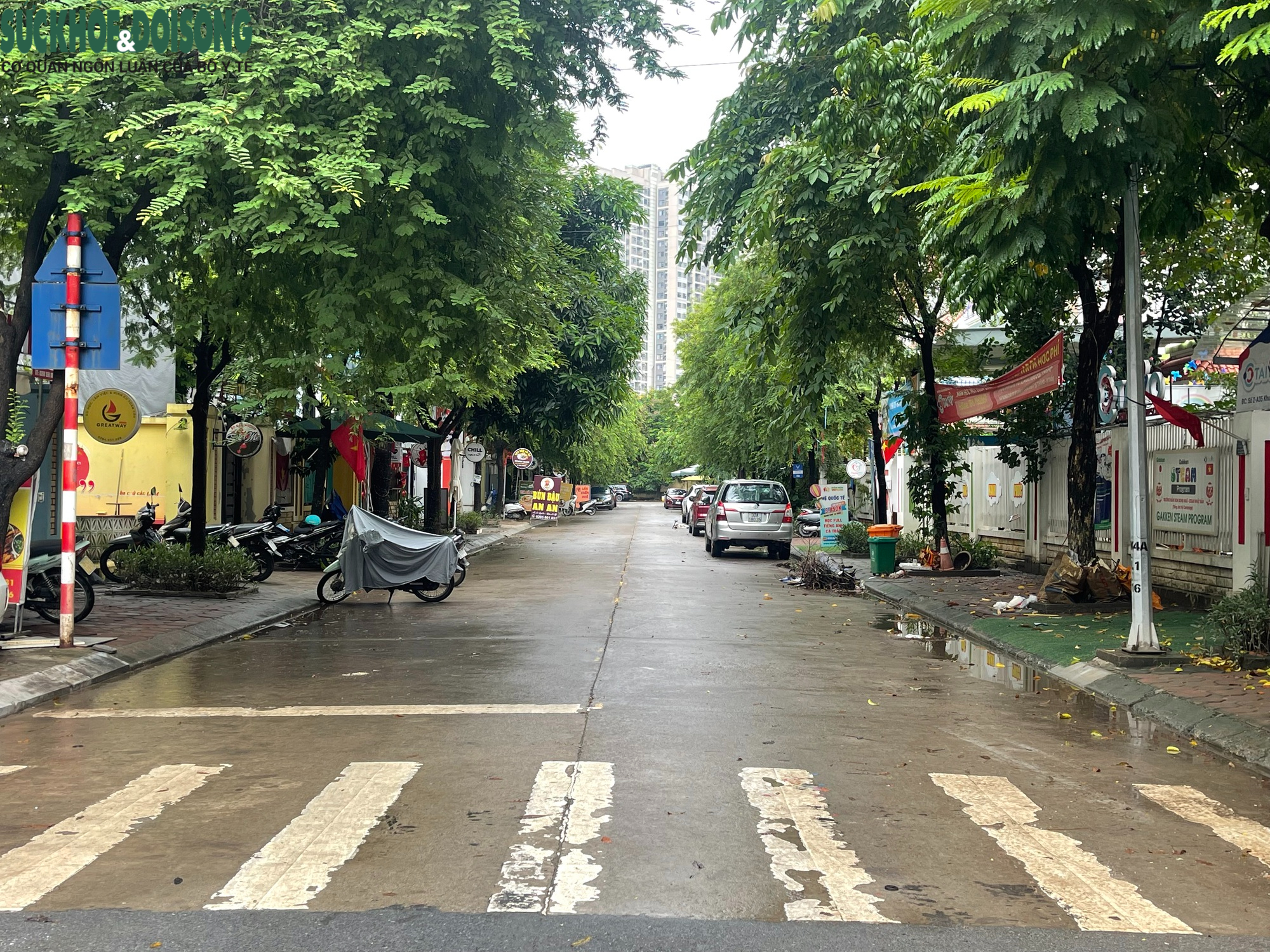 Hà Nội: Hình ảnh lạ thường tại 'ốc đảo An Khánh' sau mưa lớn- Ảnh 6.