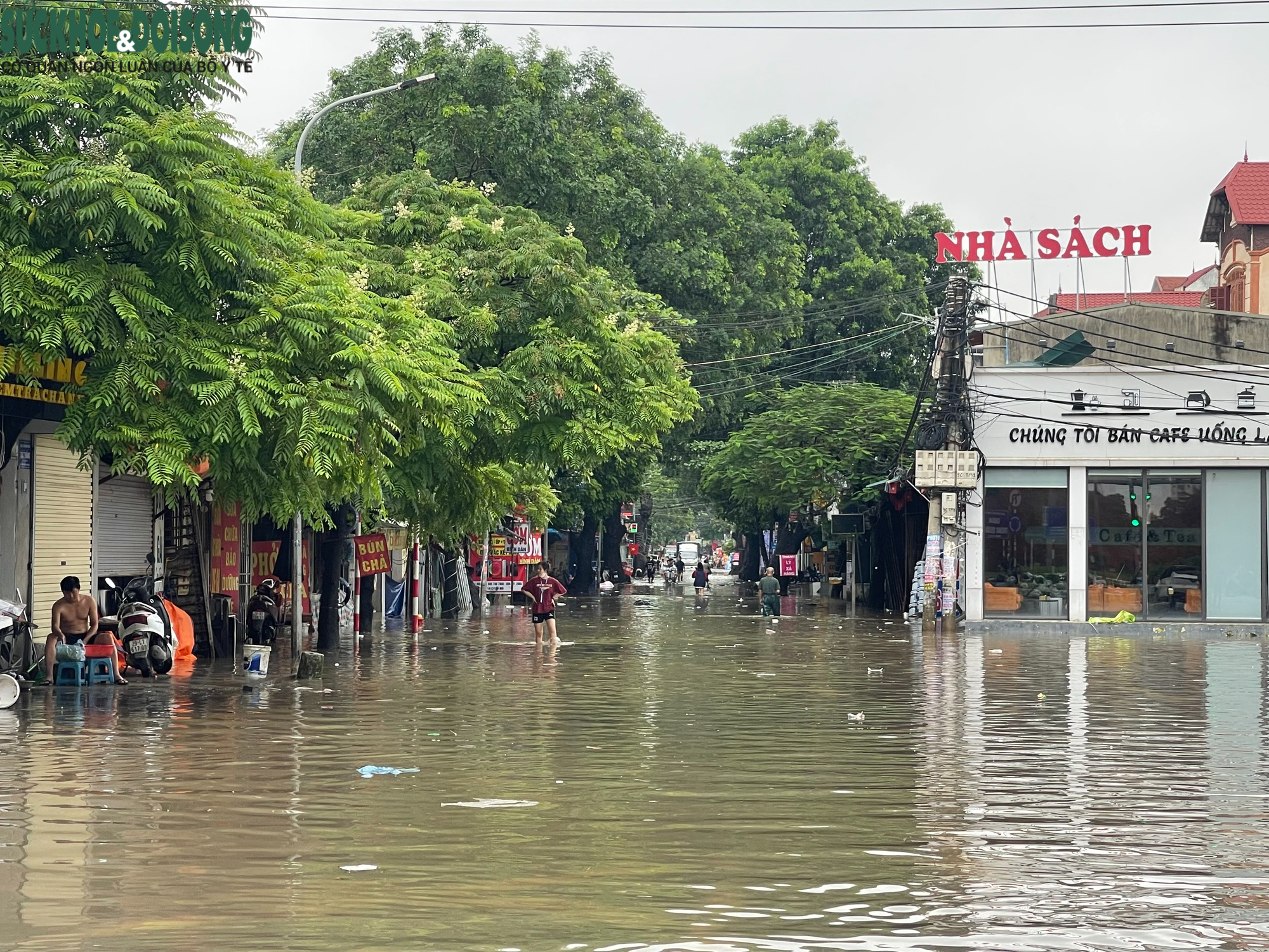 Hà Nội: Hình ảnh lạ thường tại 'ốc đảo An Khánh' sau mưa lớn- Ảnh 12.