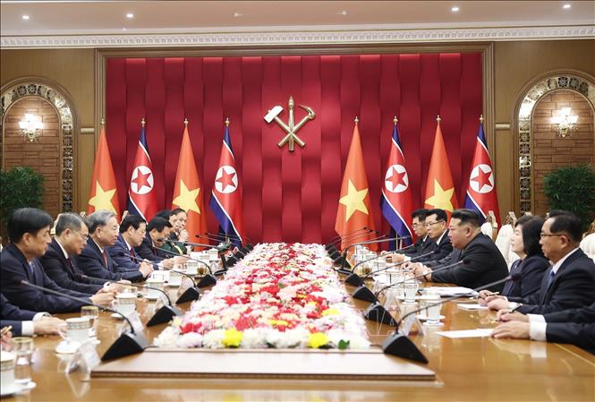 Tổng Bí thư Tô Lâm hội đàm với Tổng Bí thư, Chủ tịch Quốc vụ Triều Tiên Kim Jong Un- Ảnh 3. Tổng Bí thư Tô Lâm hội đàm với Tổng Bí thư, Chủ tịch Quốc vụ Triều Tiên Kim Jong Un- Ảnh 3.