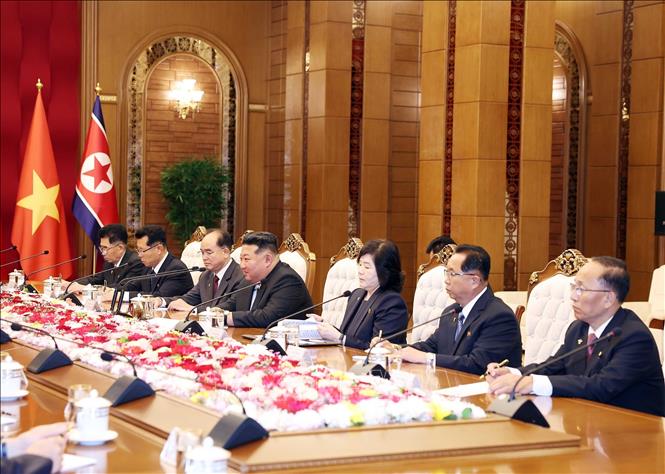 Tổng Bí thư Tô Lâm hội đàm với Tổng Bí thư, Chủ tịch Quốc vụ Triều Tiên Kim Jong Un- Ảnh 7. Tổng Bí thư Tô Lâm hội đàm với Tổng Bí thư, Chủ tịch Quốc vụ Triều Tiên Kim Jong Un- Ảnh 7.